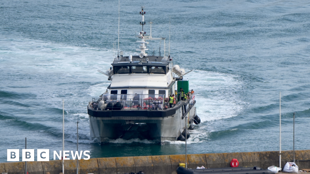 French coastguard rescues more than 100 migrants crossing Channel