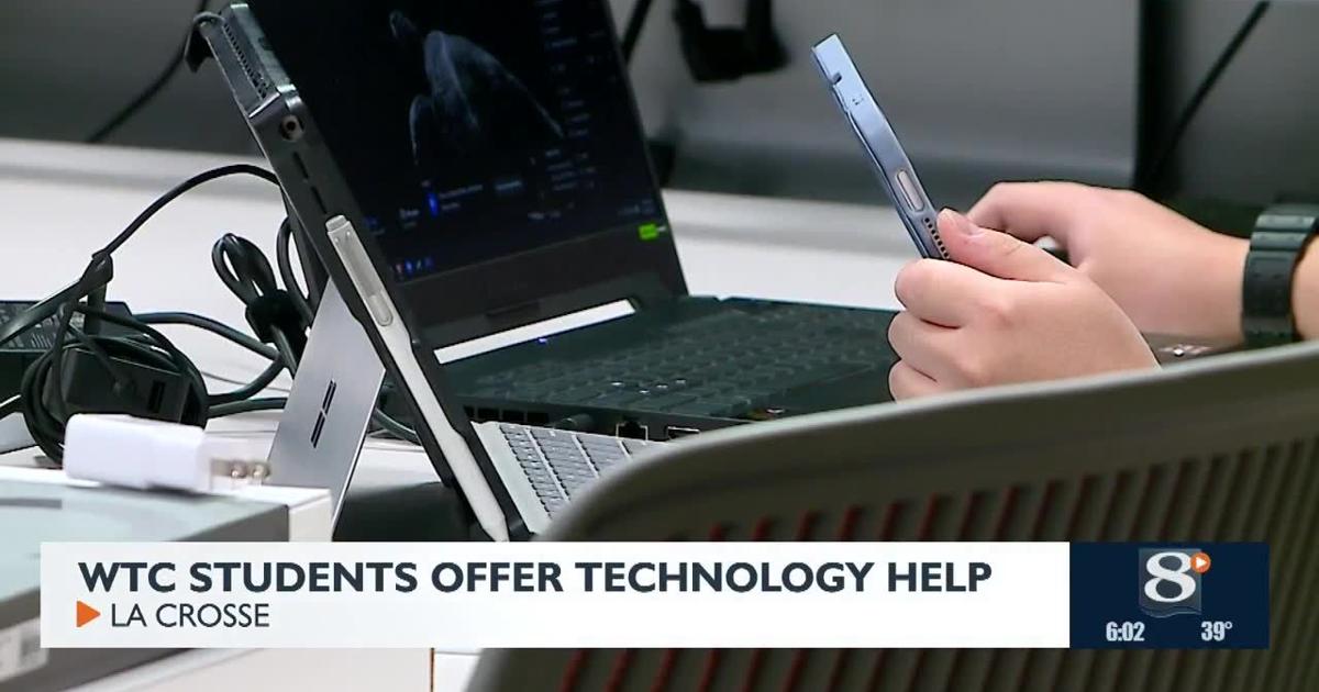WTC Students Offer Technology Help
