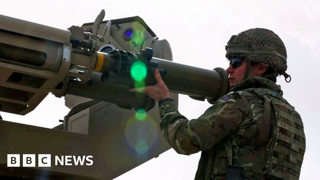 BBC visits US and UK military base in Iraq as ceasefire continues