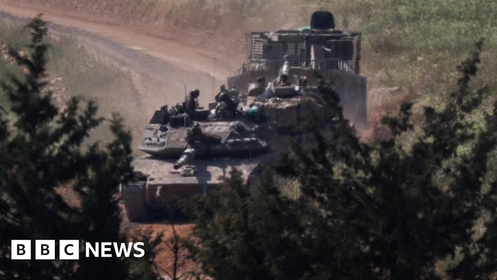 Netanyahu orders army to 'vigorously attack' Hezbollah in Lebanon