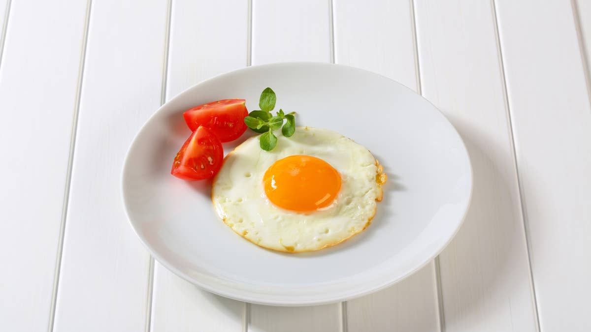 Viral TikTok Egg Hack Is Back —And It’s Stirring Debate