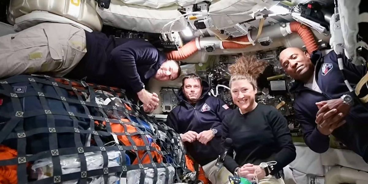 Canada's Artemis II astronaut gives thumbs-up to 'Project Hail Mary' starring Canadian Ryan Gosling