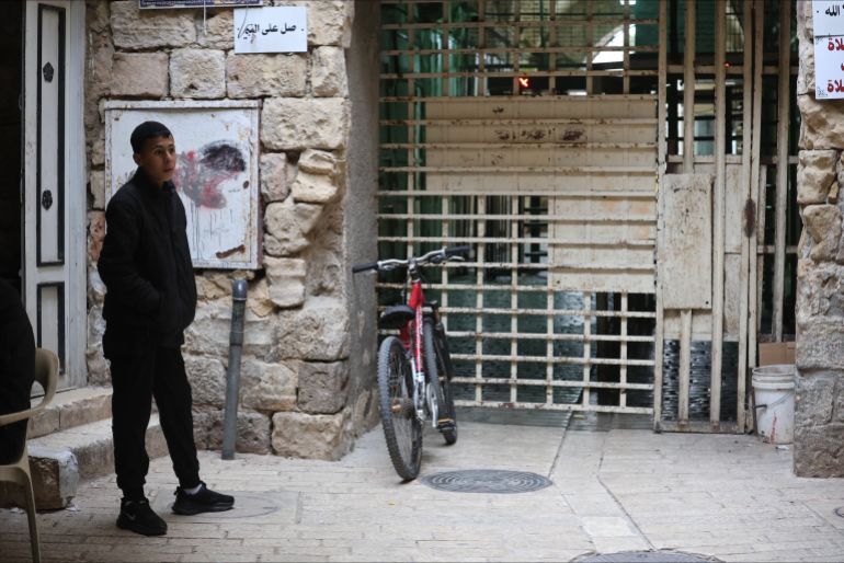Israeli measures tighten grip on Hebron’s Ibrahimi Mosque | Israel-Palestine conflict News