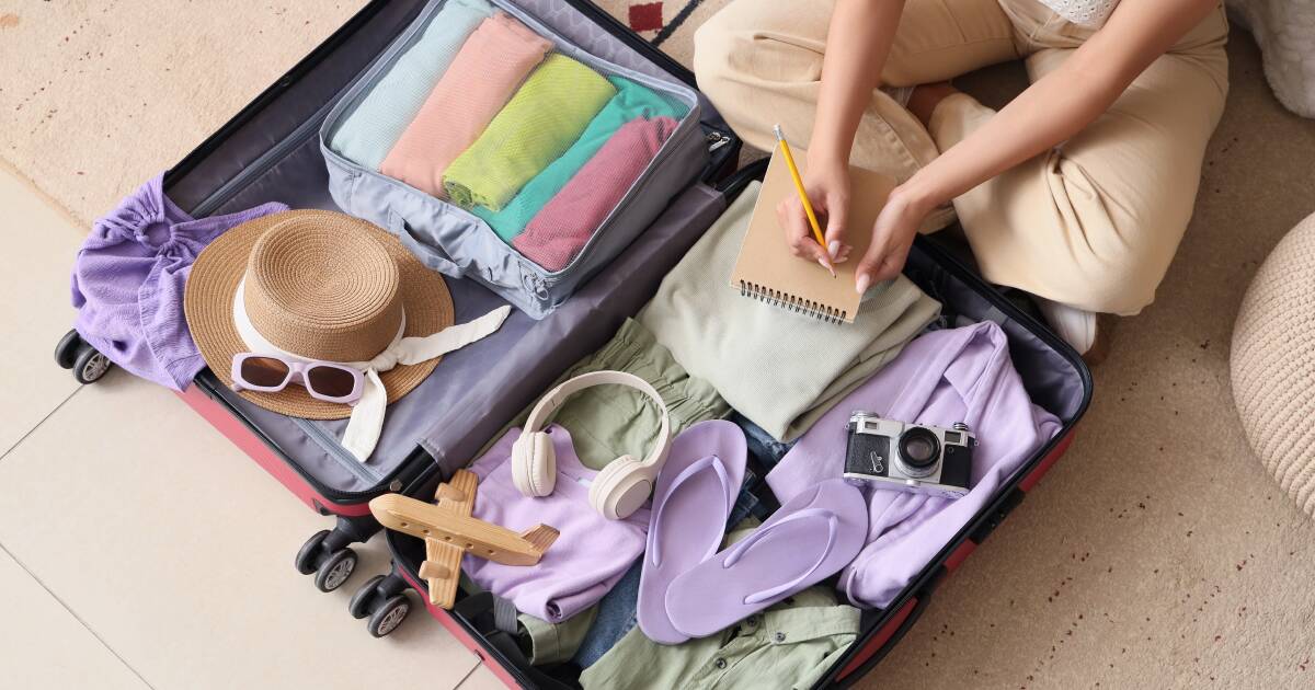 Overpackers: try this five-minute packing system for holidays | The Canberra Times
