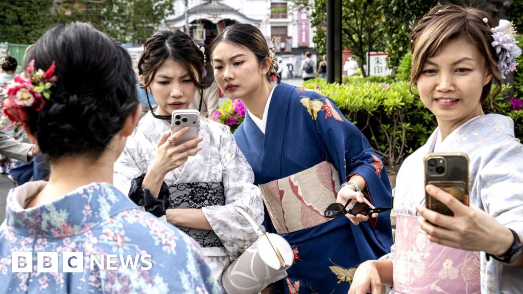 Japan quintuples visa fees in first price hike since 1978