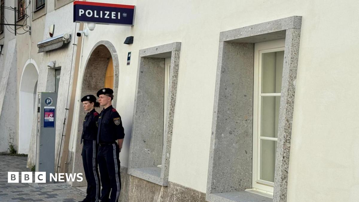 Austrian police station opens at Hitler’s birthplace in bid to rid site of Nazi link