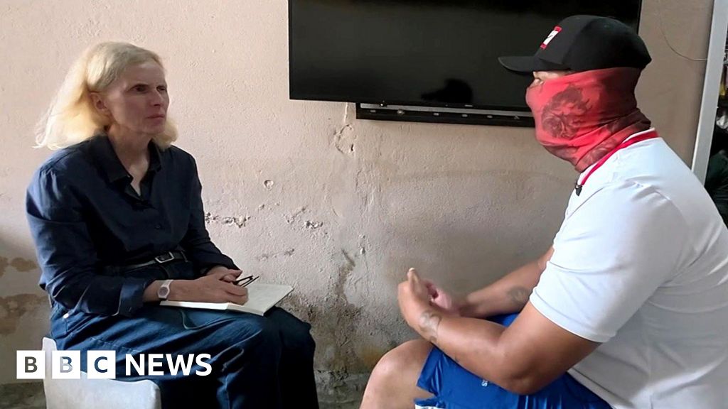 Ecuador: Confronting gang members at the heart of a drug battle