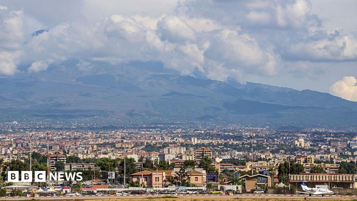 Mount Etna volcanic ash stops flights at Sicily’s Catania airport