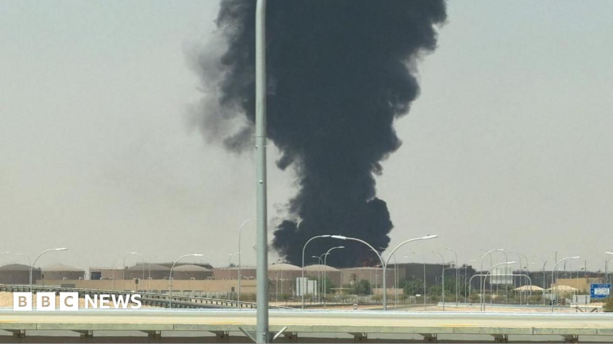 Houthis claim attack on Riyadh after fire near airport