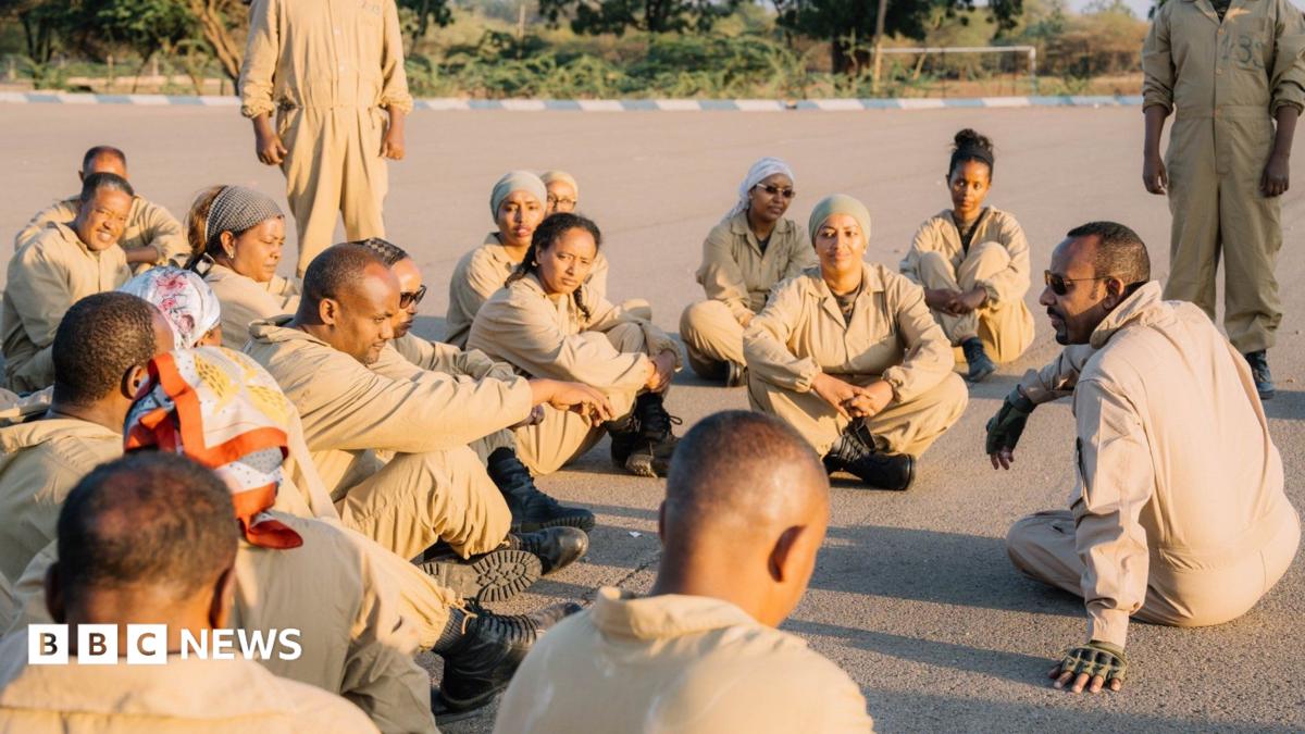 Ethiopian PM Abiy Ahmed puts ministers through military training