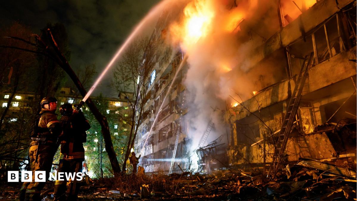 Russian strikes hit key power plant in Kyiv, Zelensky says