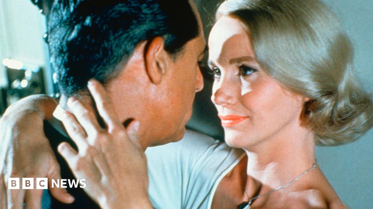 Oscar-winning On the Waterfront actress Eva Marie Saint dies aged 102