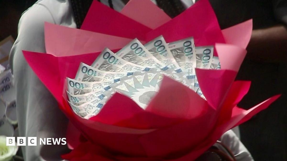 Bank of Ghana: Seven women arrested in Accra over cedi ‘money bouquets’
