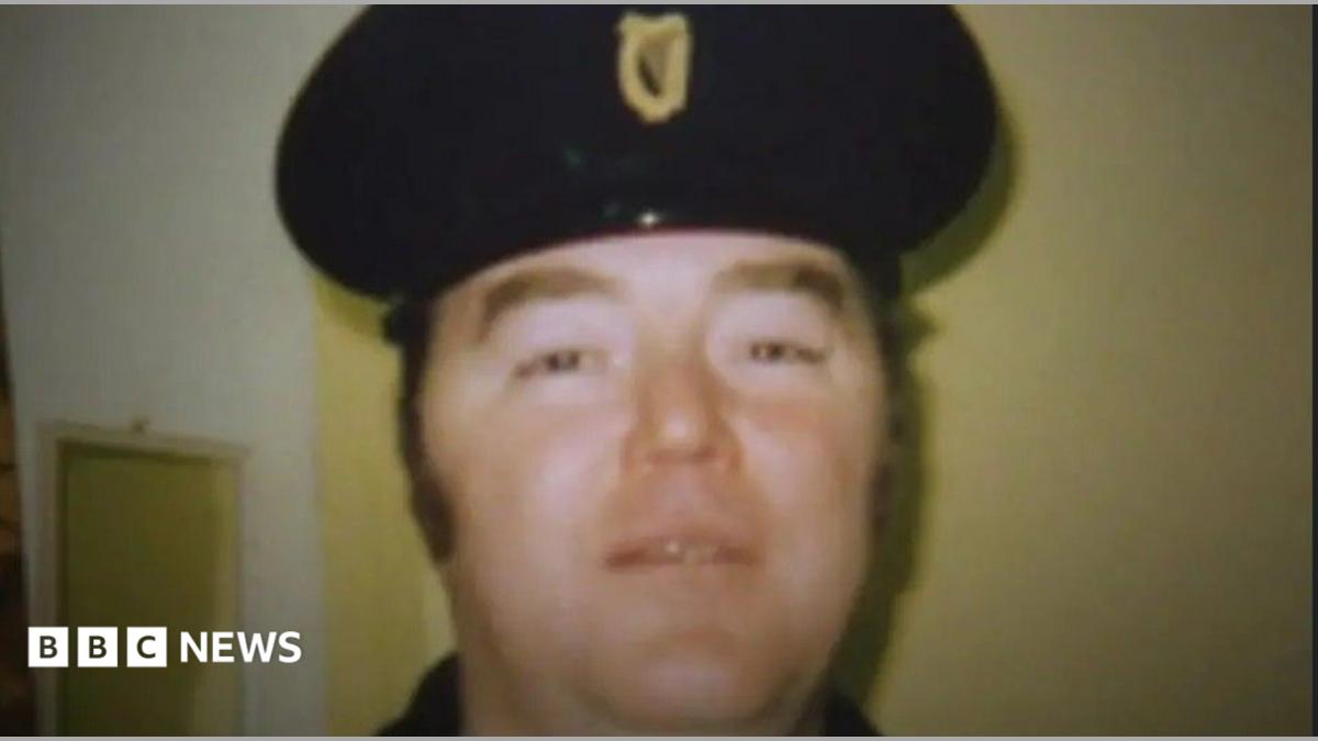 Brian Stack: Family of prison officer killed by IRA receives state apology