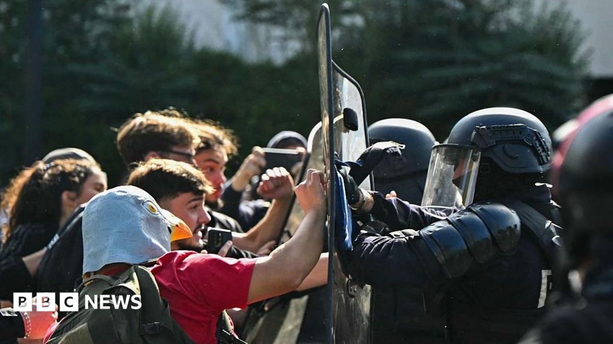 French school protests send shivers down the government’s spine