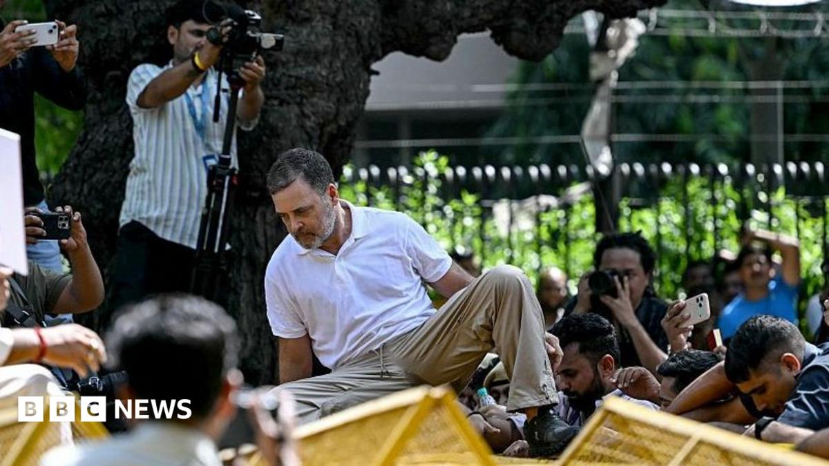 Gyanesh Kumar: Police detain opposition leaders in Delhi demanding election commission chief’s resignation