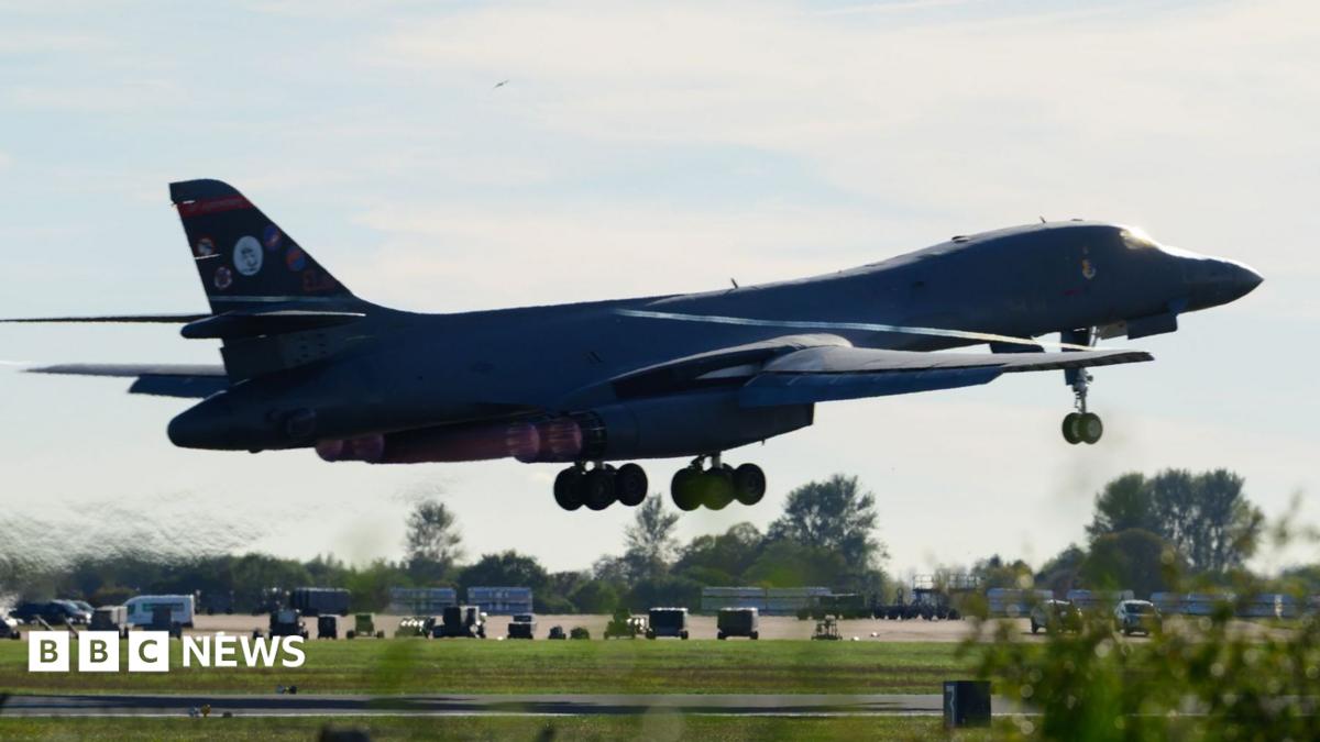 No 10 says RAF Fairford is ‘safe’ after US withdraws bombers