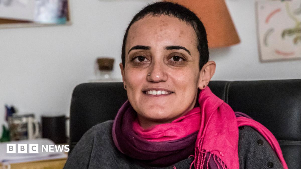 Egyptian journalist Lina Attalah detained after court orders Mada Masr’s closure